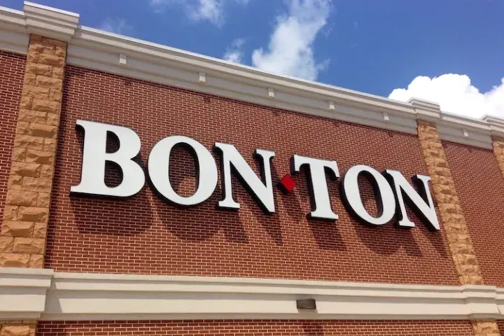BonTon Storefront in bankruptcy